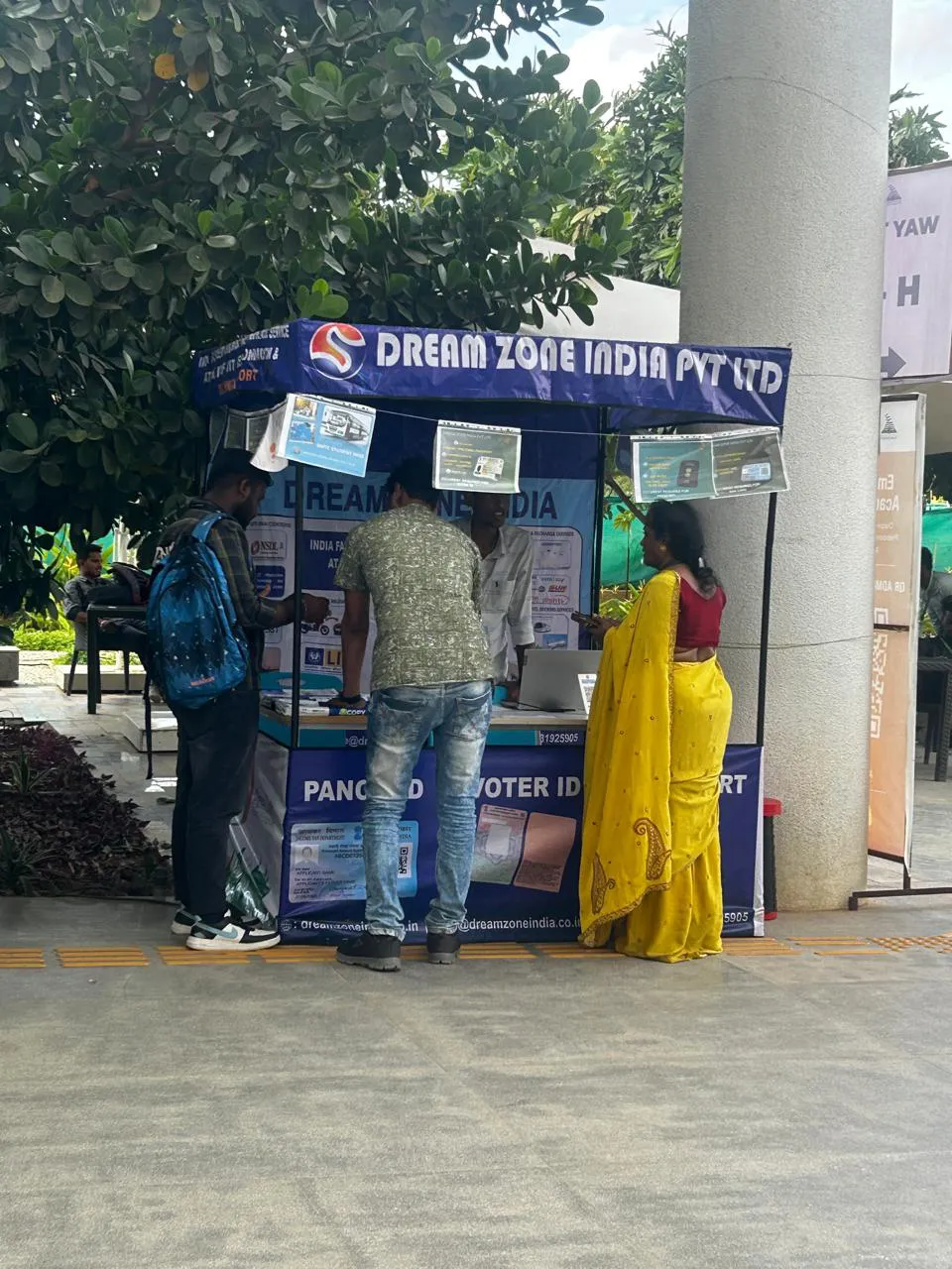 Service stall