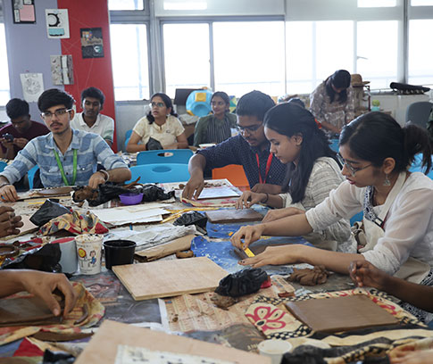 Ceramic & Terracotta workshop organized by the School of Design