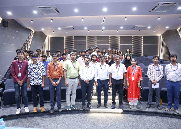 Dept of Physics Hosts Seminar on “A Journey from Electrons to Qubits”