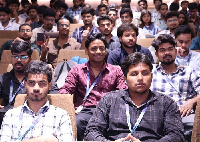 SOIS Hosts Seminar on Turning AI Ideas into Scalable Business Solutions