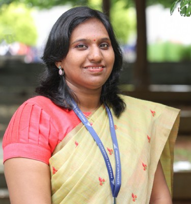 Dr. S V Niveditha